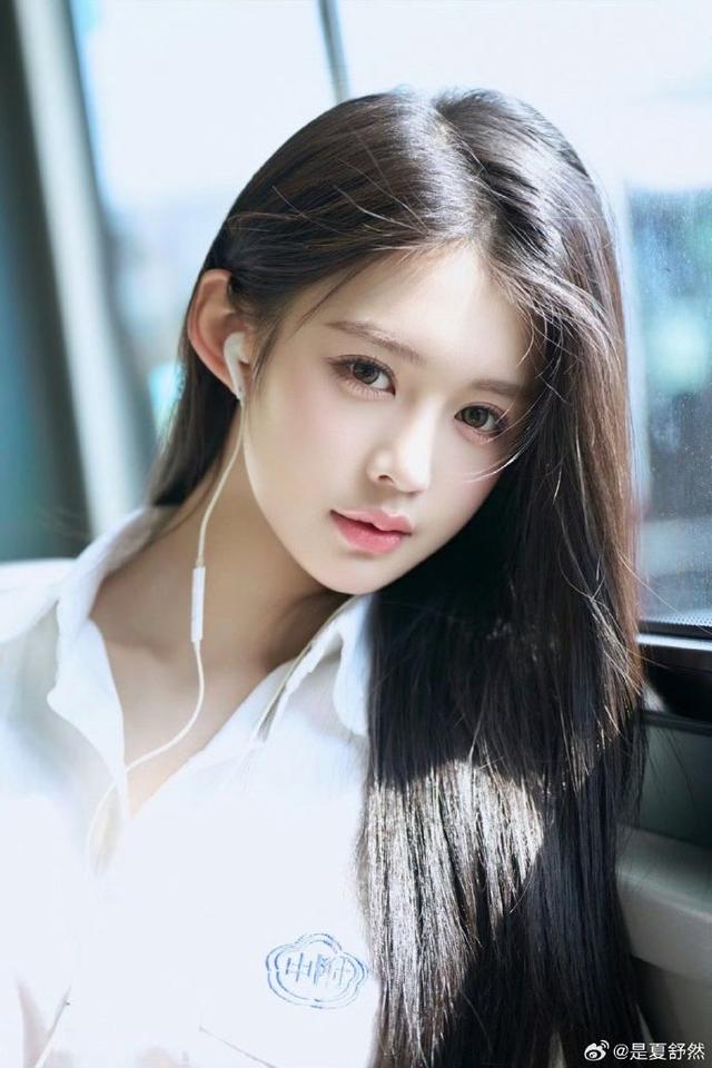 AI动漫大赛霸总